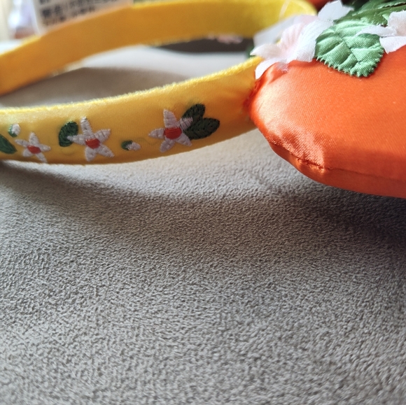 Disney Parks 2020 EPCOT Flower And Garden Orange Bird Ears NWT - Picture 4 of 6